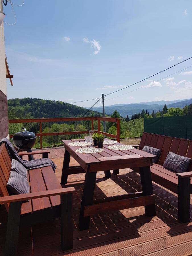 Domek Na Folwarku Tarnawa Dolna  Buitenkant foto